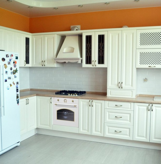 Белый кухонный гарнитур-Кухня МДФ в ПВХ «Модель 190»-фото3